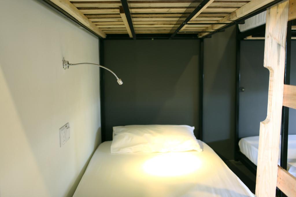 A Pousada Revopackers Beds And Bunks Kuala Lumpur Exterior foto